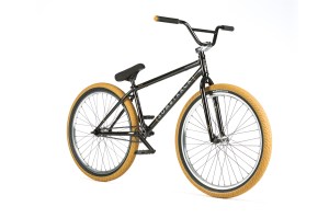 Dash-black-quarter-view