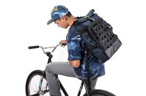 TaishiOkuma_Studio_ChromeIndustries_BarrageCargoIndigo