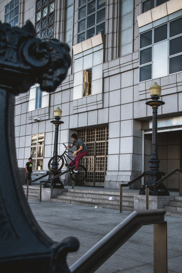 ChristianUstarroz_AnthemBikeCo_SFLibrary_Barspin1