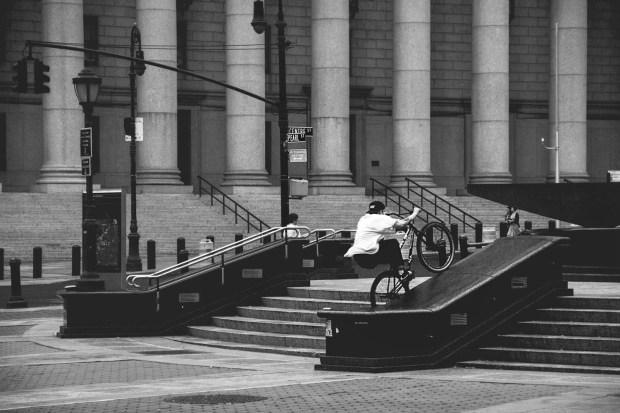 FGFS_NY2015_MikeTSchmitt_BlackHubba_FeebleUpBW